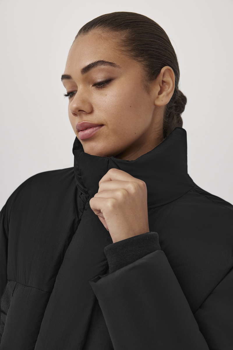 Canada Goose Junction Cropped Puffer Black Label